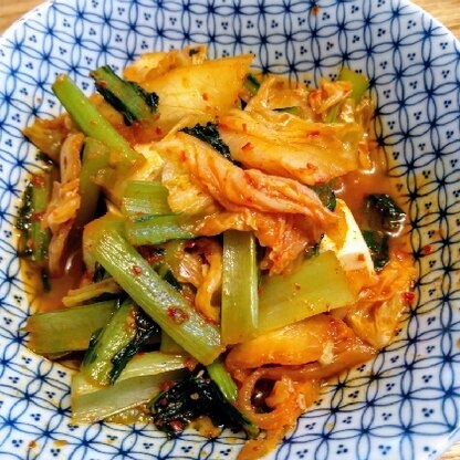 キムチと小松菜を合わせたのは初めてで子供もよく食べてくれました！たくさんのレシピ拝見しました。また作りますね！